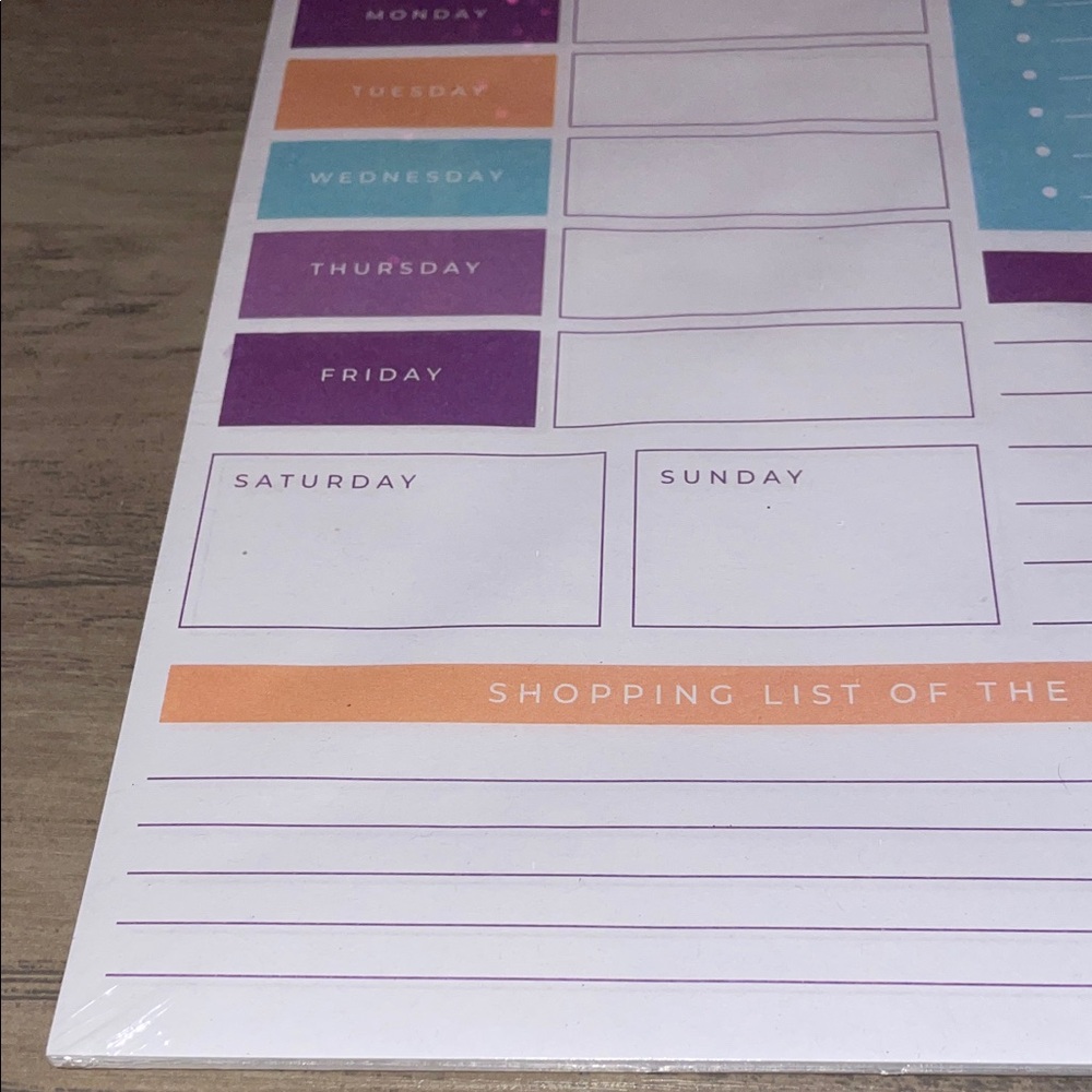 Weekly Planner with Multicolor Design - Picture 6 of 6